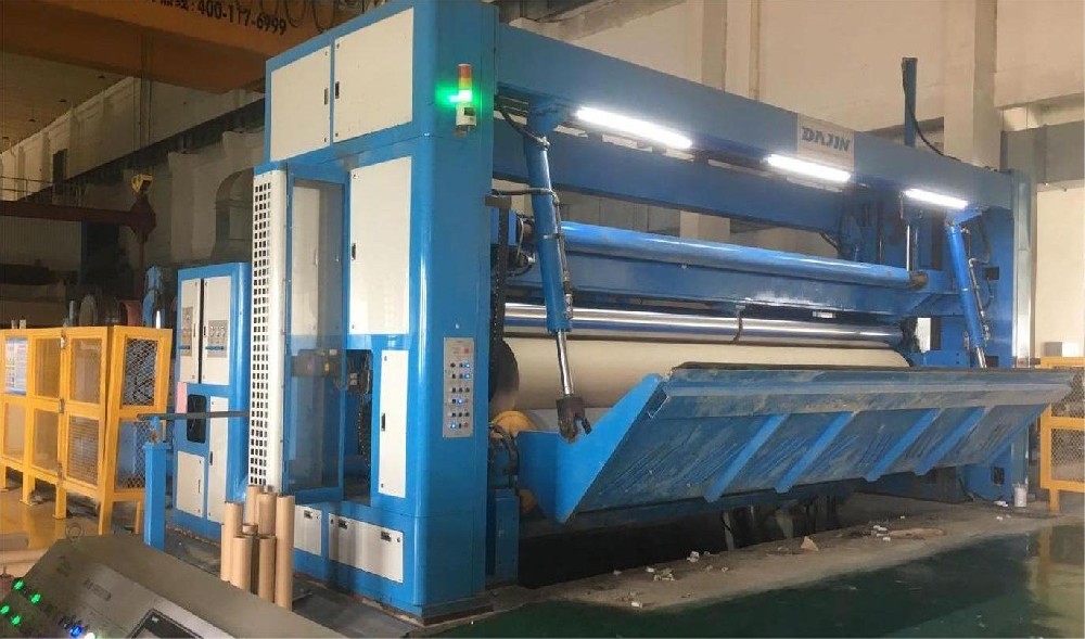 徐州中兴纸业5700mm 2500m/min 复卷机